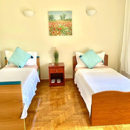 Quiet Near Subway And Acropolis 2 Bedrooms Apt Atény Exteriér fotografie